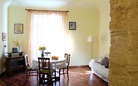 La Casa Di Tufo