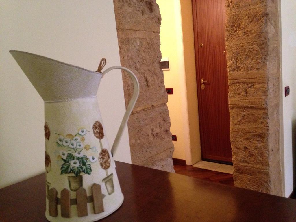 Apartamento La Casa Di Tufo Palermo Exterior foto
